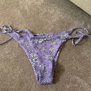 Bikini bottoms